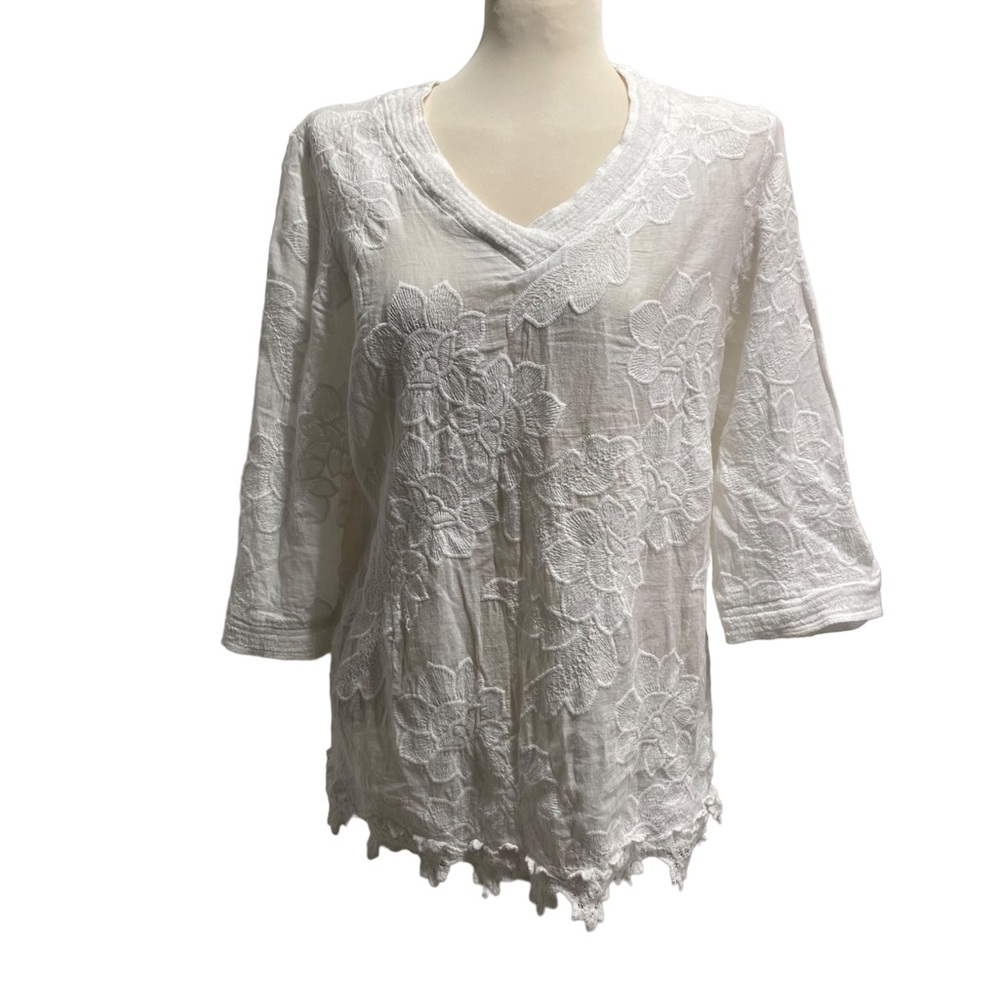 Chico's White Floral Embroidered V-Neck Tunic